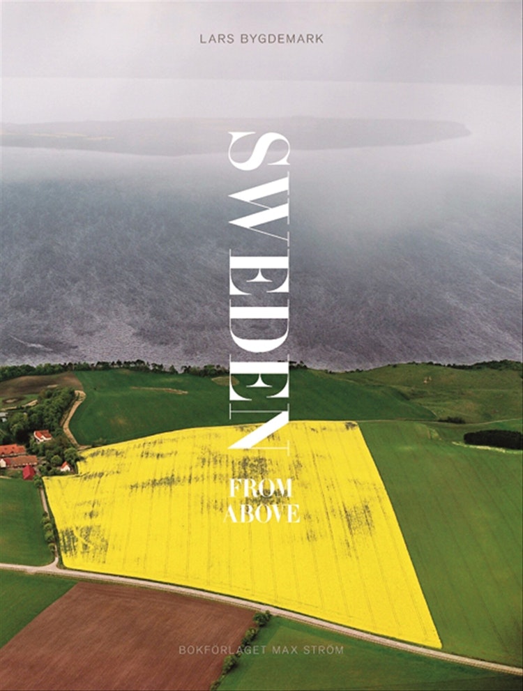 Sweden from above - finns i Rutströms bokhandel