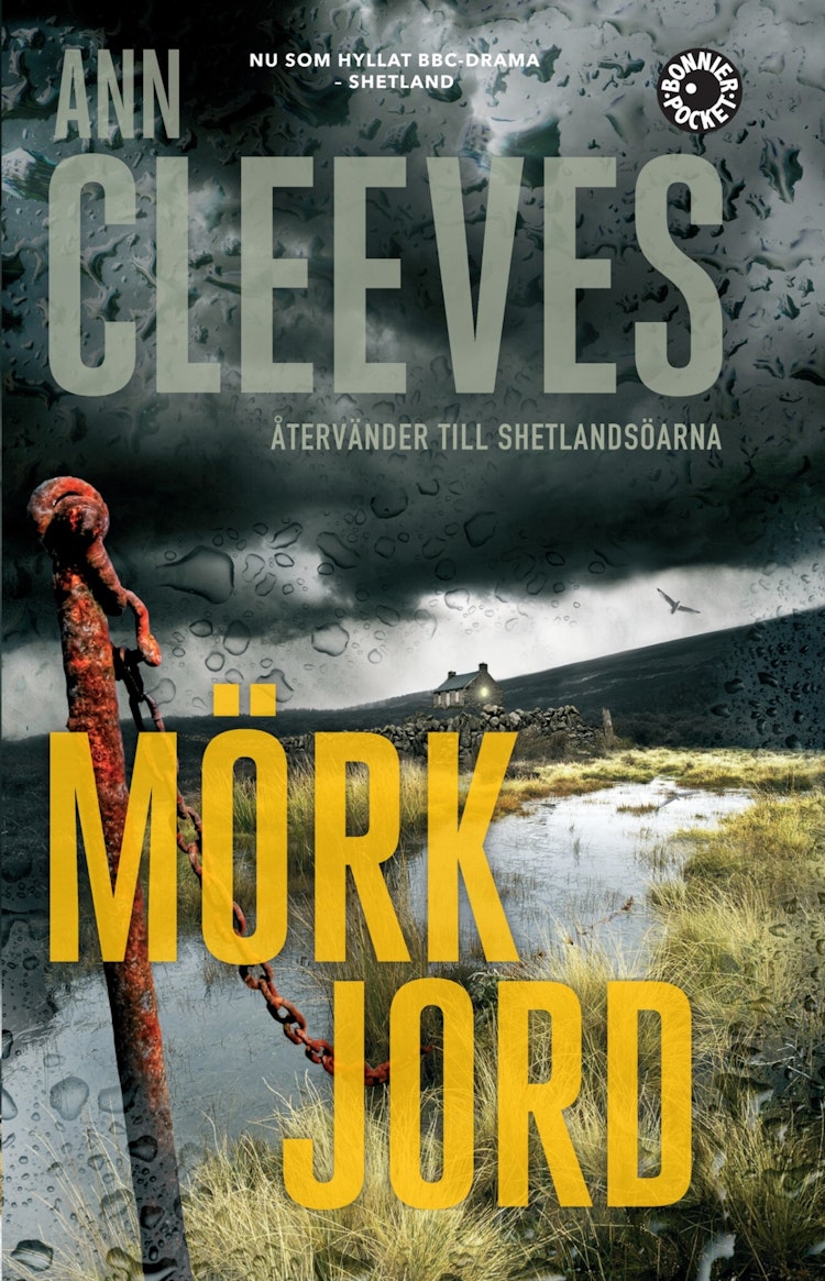 Mörk jord - finns i Rutströms bokhandel
