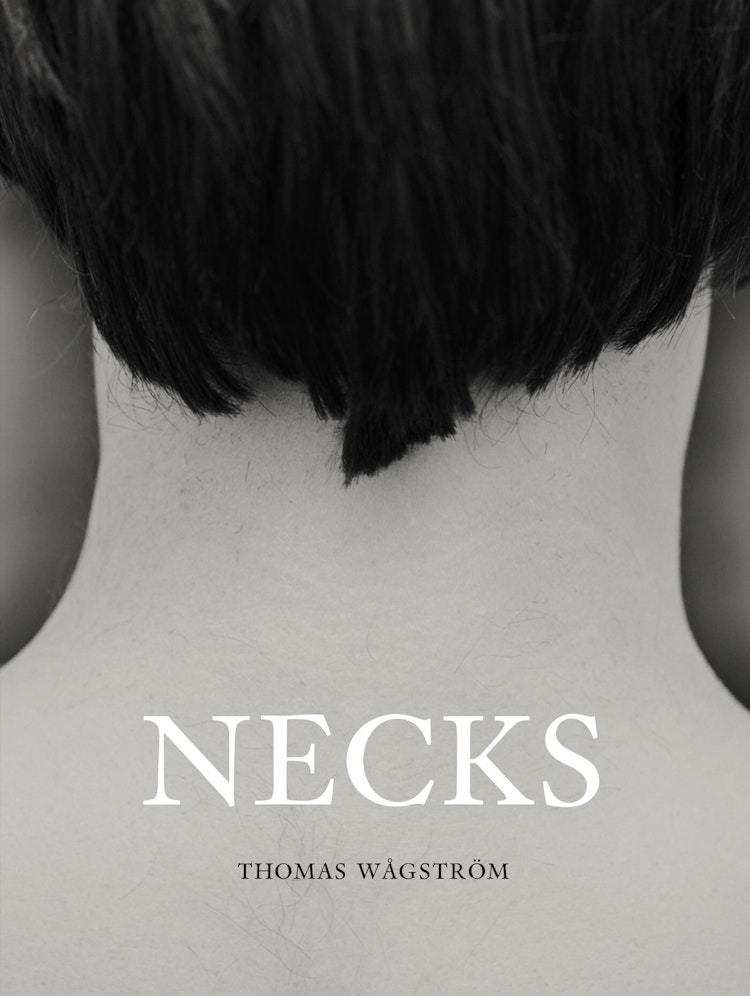 Necks - finns i Rutströms bokhandel