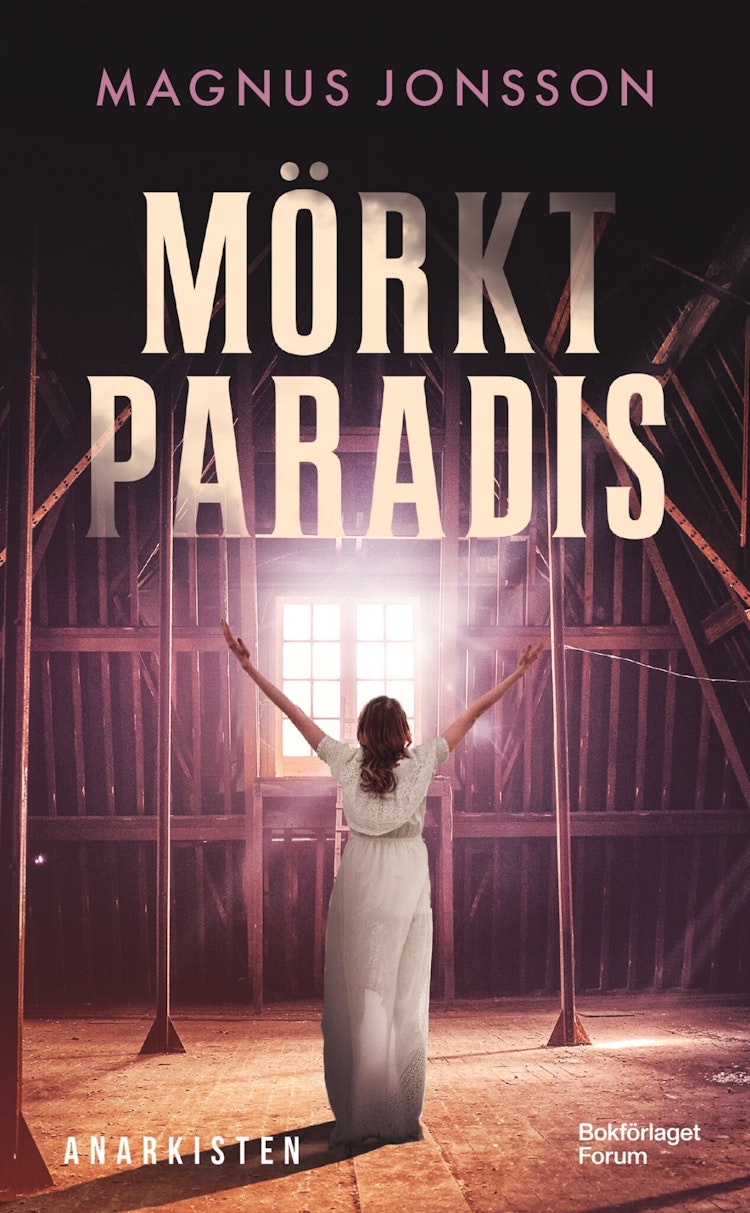 Mörkt paradis - finns i Rutströms bokhandel