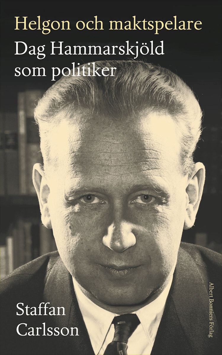 Helgon och maktspelare - finns i Rutströms bokhandel