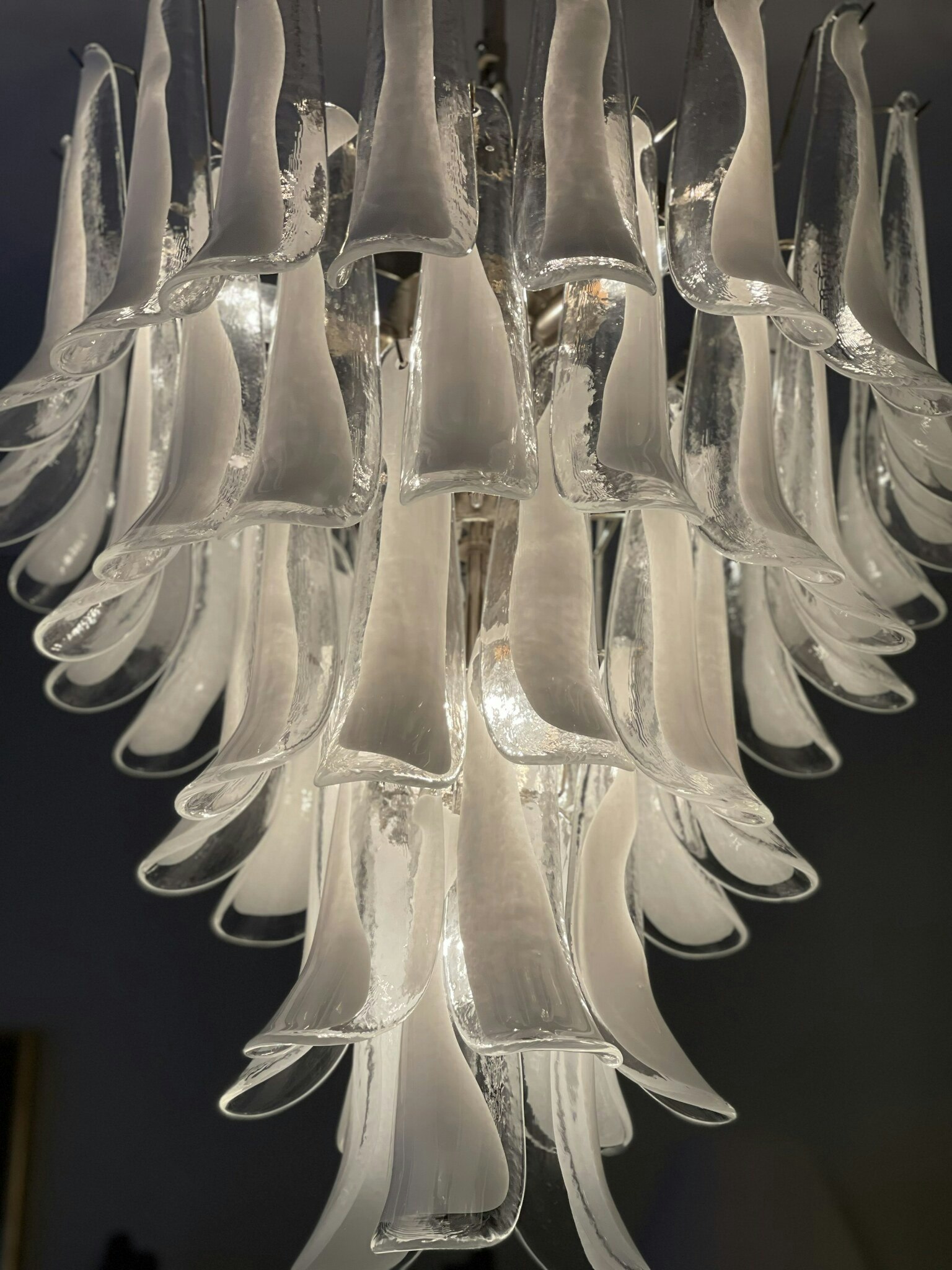 Stor klassisk Murano-lysekrone • PETALO • XL • hvitt/klart glass