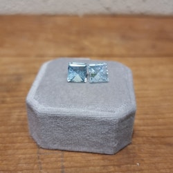 Spegelslipad ljusblå Aquamarin 8x8mm