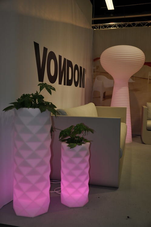 Vondom Marquis RGB LED Flower Pot - JM Ferrero