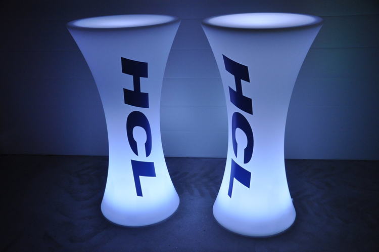 Hyr LED möbler med er företagslogotyp