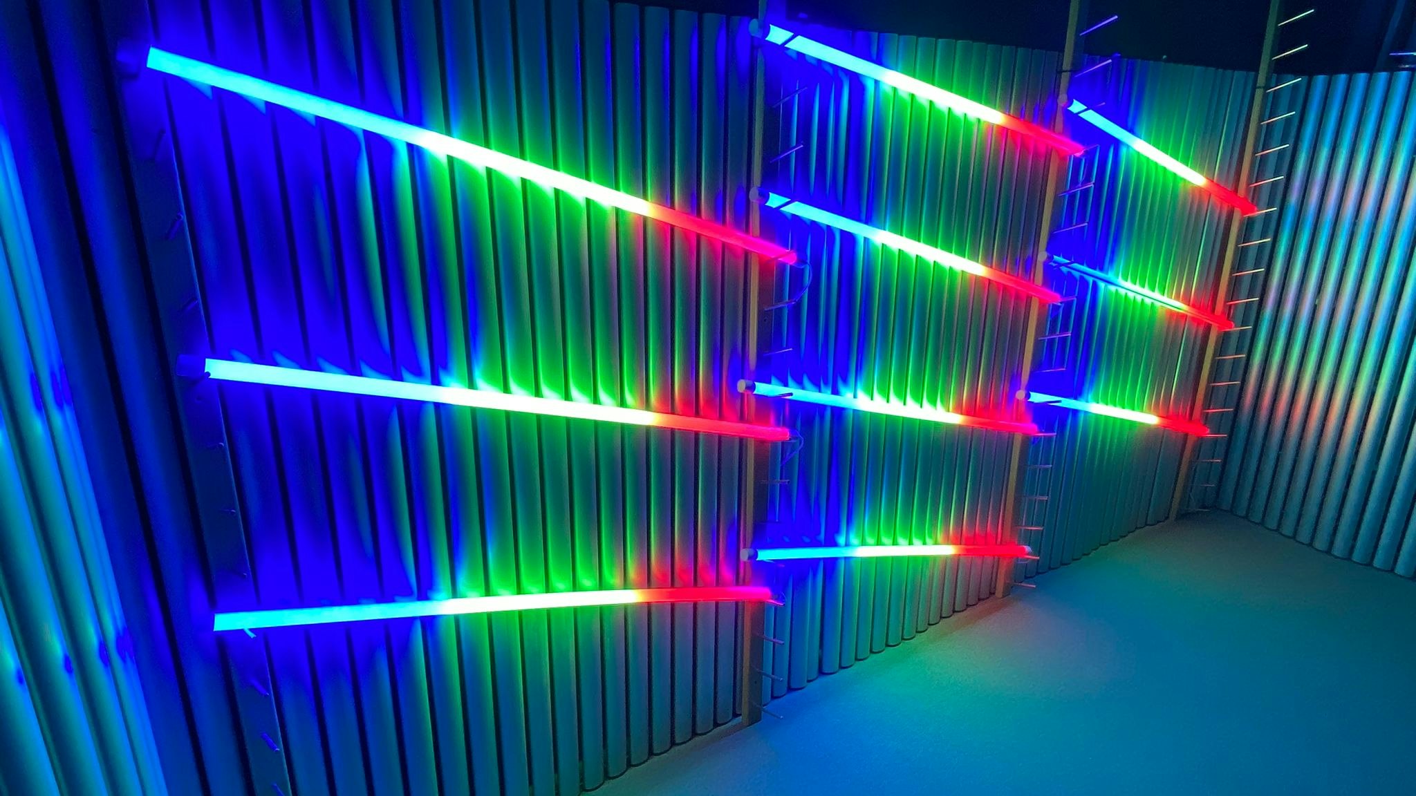 Hyr LED vägg med LED Sticks - Valfri färg