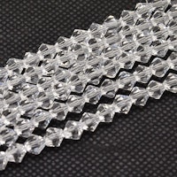 Glaspärlor bicones 4mm transparent sträng