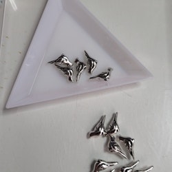 Mellandels pärlor fågel metall 20 stk (PL)