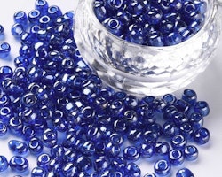 4mm seed beadsmixade färger 40 gram mörkblå
