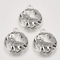 Berlock eylande varg i cirkel silver styckvis