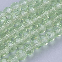 3138 transparent 4mm rund fasetterad glaspärla