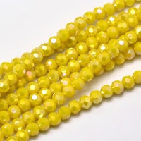 1904 Glaspärlor 4mm fasetterad yellow pläterad rund