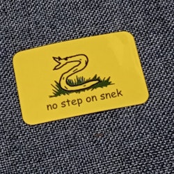 No step on snek - Klistermärke