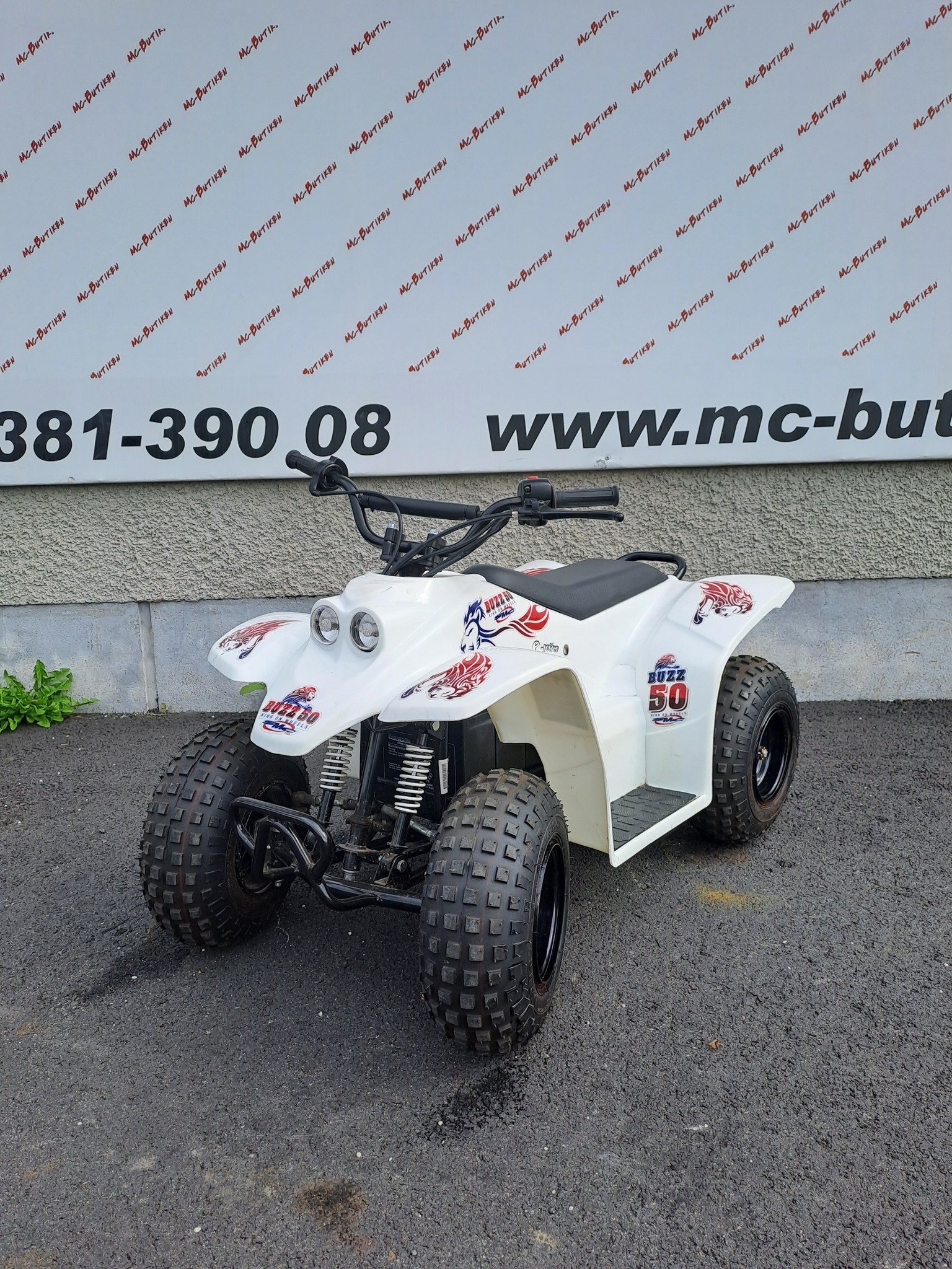 Barnfyrhjuling SMC buzz 50 el (SÅLD)