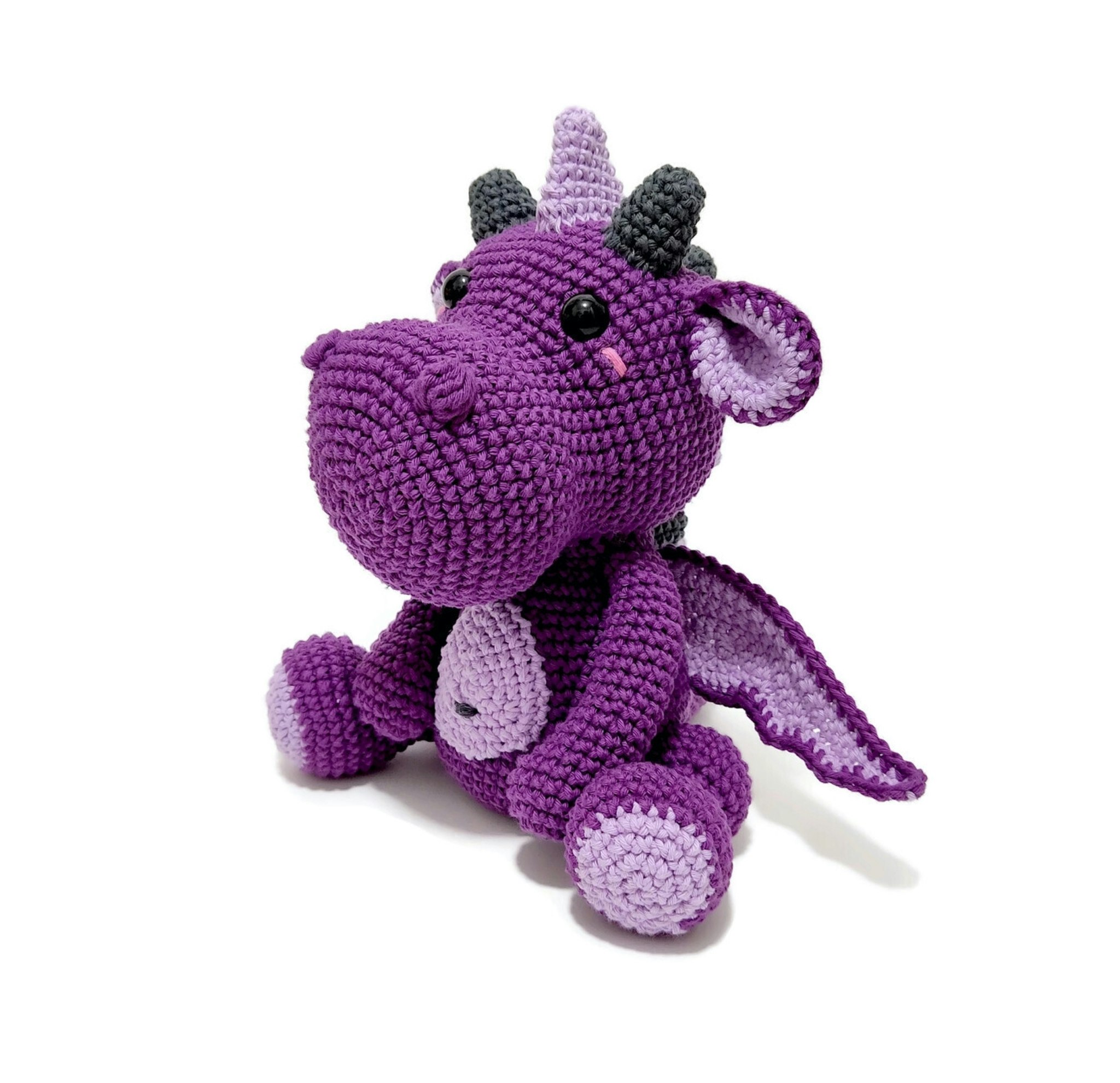 VIRKMÖNSTER Drake Burney • Dragon • amigurumi virkbeskrivning • crochetbykim • PDF