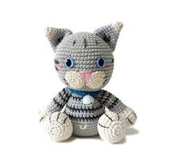 Amigurumi kit Grå katt • PICATSO • Virkset gosedjur • DIY-kit • Crochetbykim