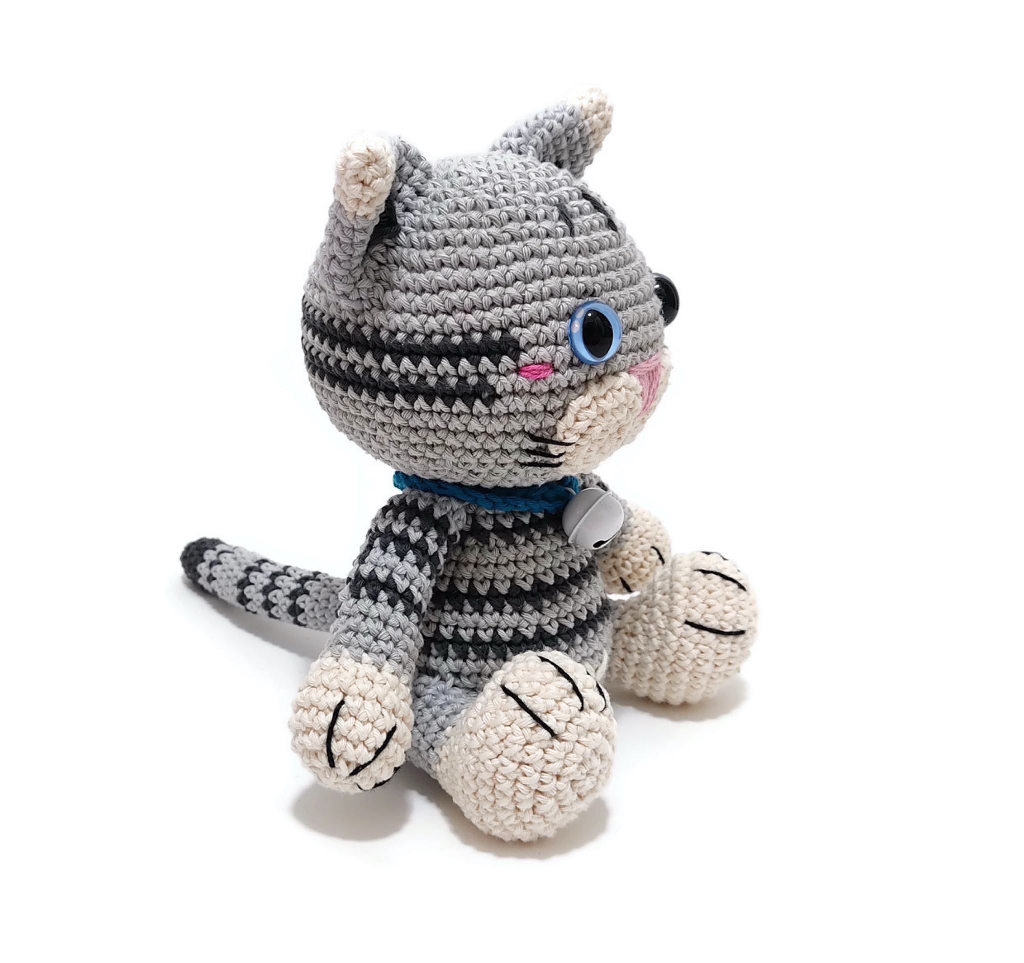 Amigurumi kit Grå katt • PICATSO • Virkset gosedjur • DIY-kit • Crochetbykim