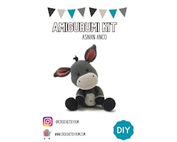 Amigurumi kit Åsna ANCO • Virkset gosedjur • DIY-kit • Crochetbykim