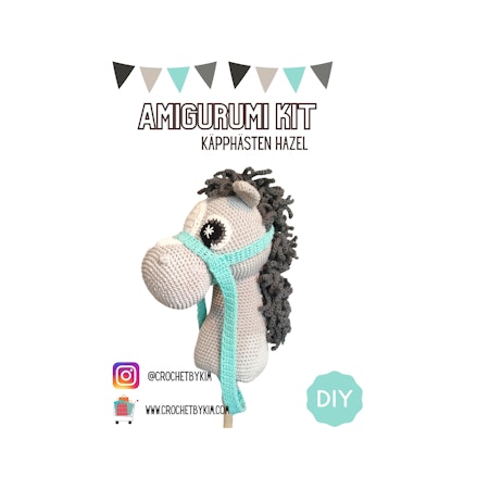 Amigurumi kit Ljusgrå käpphäst • Hazel hobby horse • Virkset gosedjur • DIY-kit • Crochetbykim