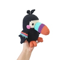 VIRKMÖNSTER Tiki tukan • Fågel • amigurumi virkbeskrivning • crochetbykim • PDF