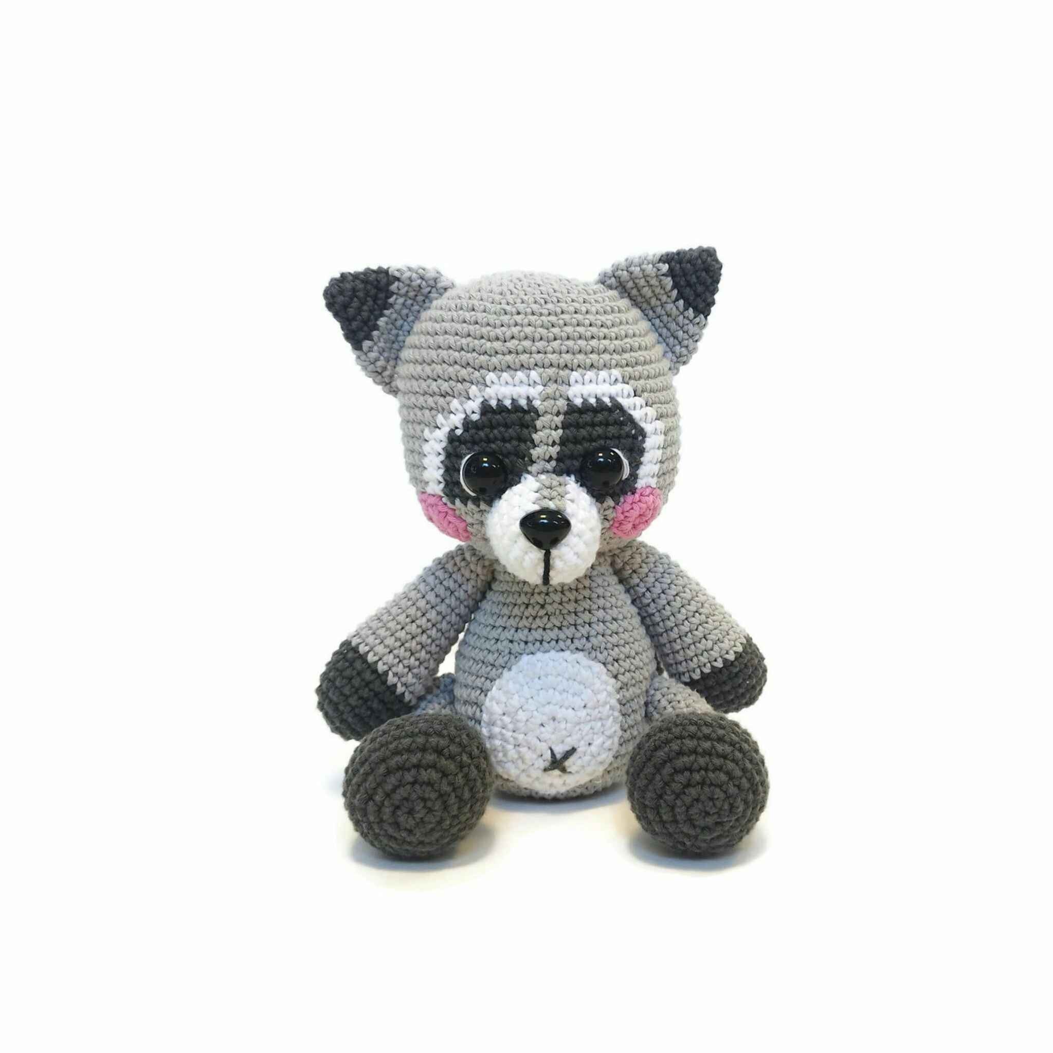 DIY kit Smokey Tvättbjörn • Raccoon • Virkset gosedjur • Virka din egen tvättbjörn • Crochetbykim