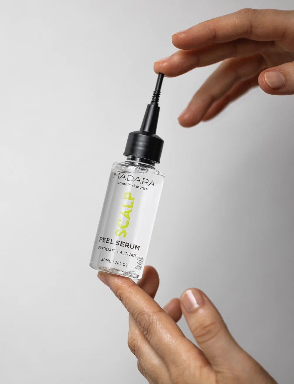 Madara Scalp Peel Serum – eksklusivt peelserum med melkesyre for rens og velvære i hodebunnen. ECOCERT-sertifisert, limited edition.
