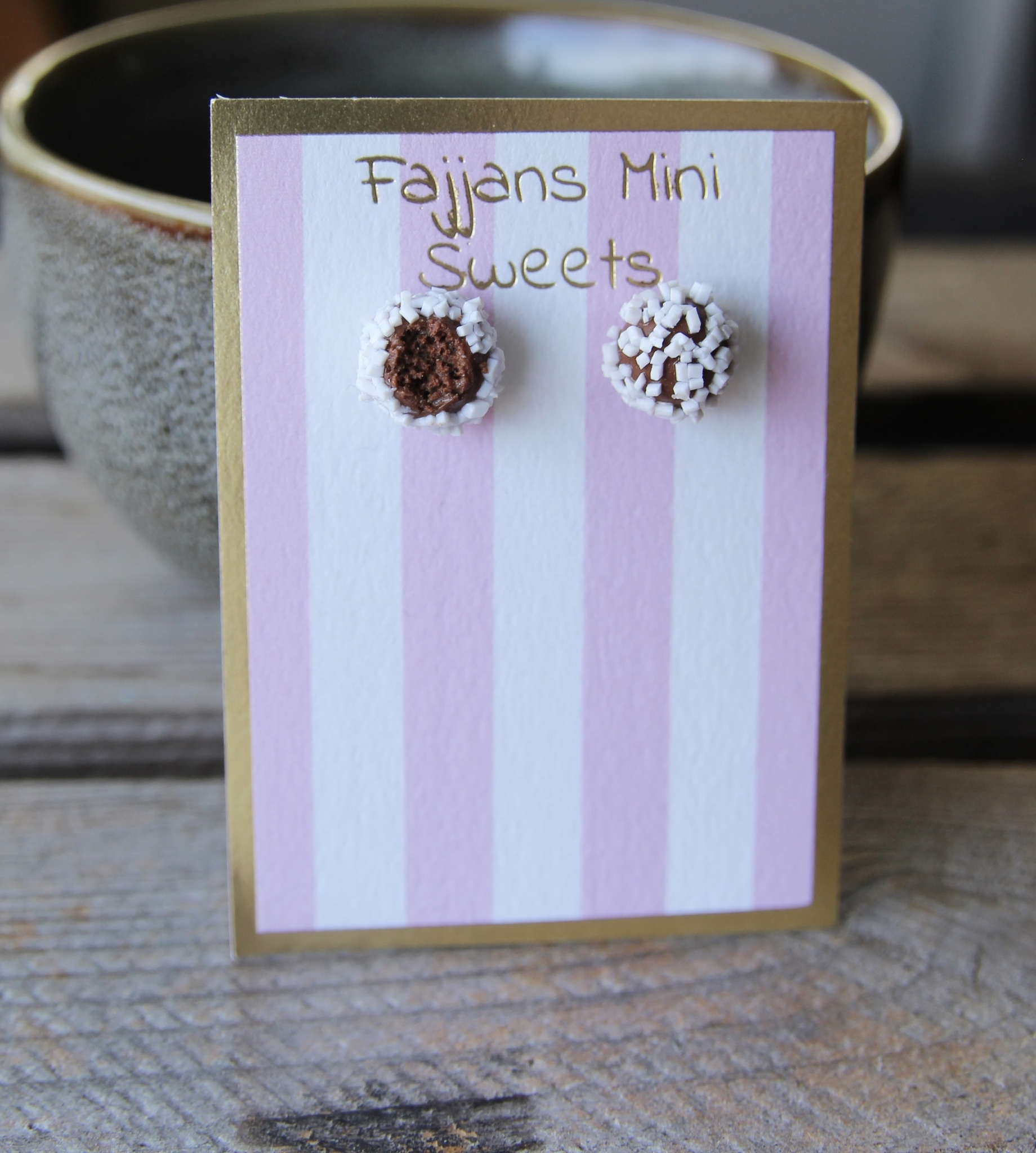 Stud earrings, chocolate balls with pearl sugar