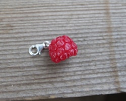 Necklace pendant, raspberry