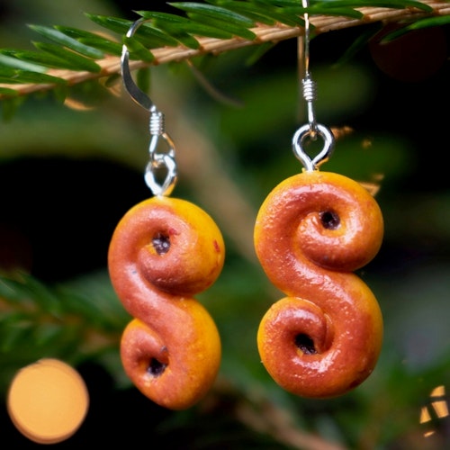 Örhängen, lussebullar