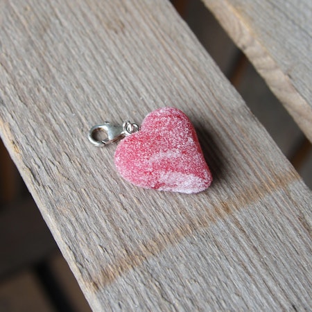 Necklace pendant, jelly heart