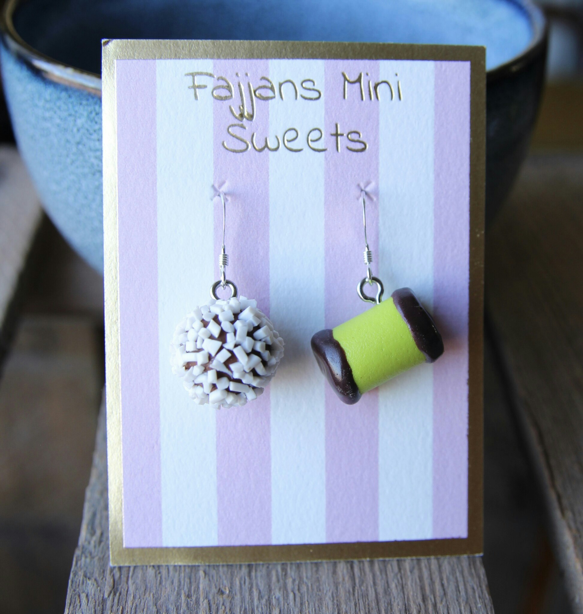 Earrings, a swedish dammsugare and a chocolate ball