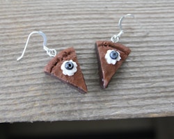 Earrings, cookies with cream and a blueberry