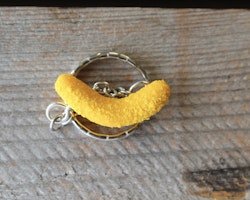 Keychain, cheese doodle