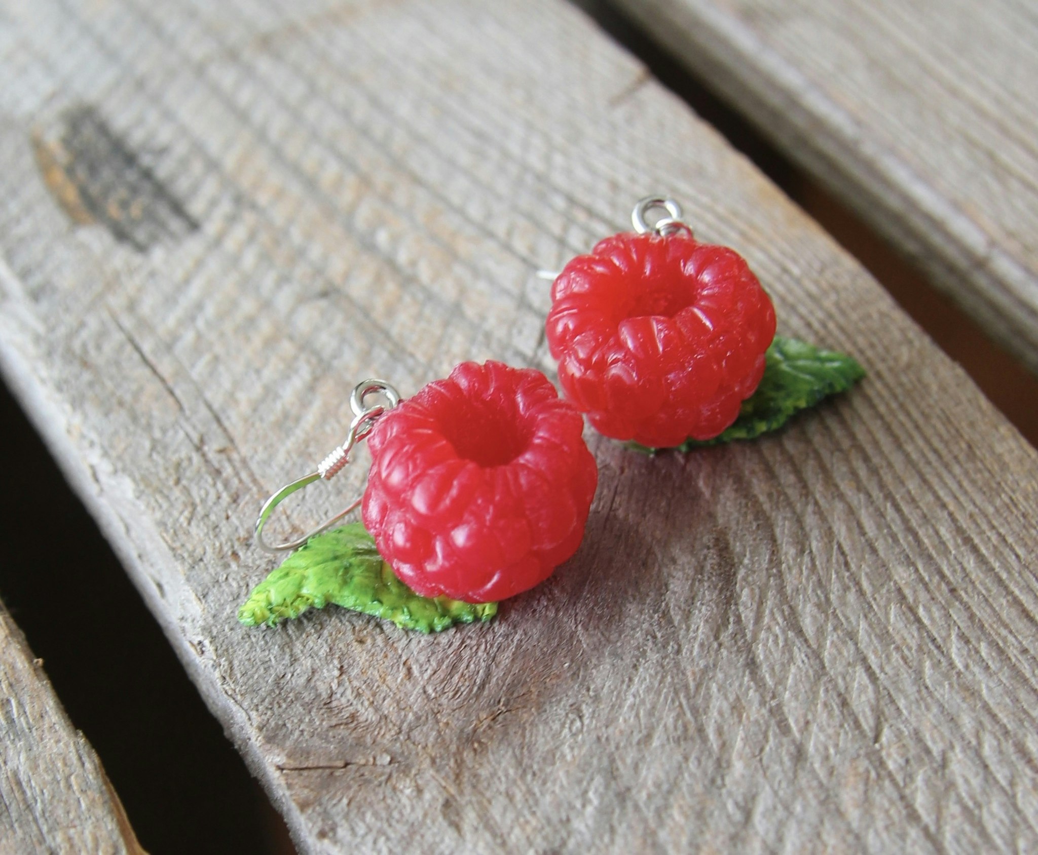 Earrings, raspberry with a leaf