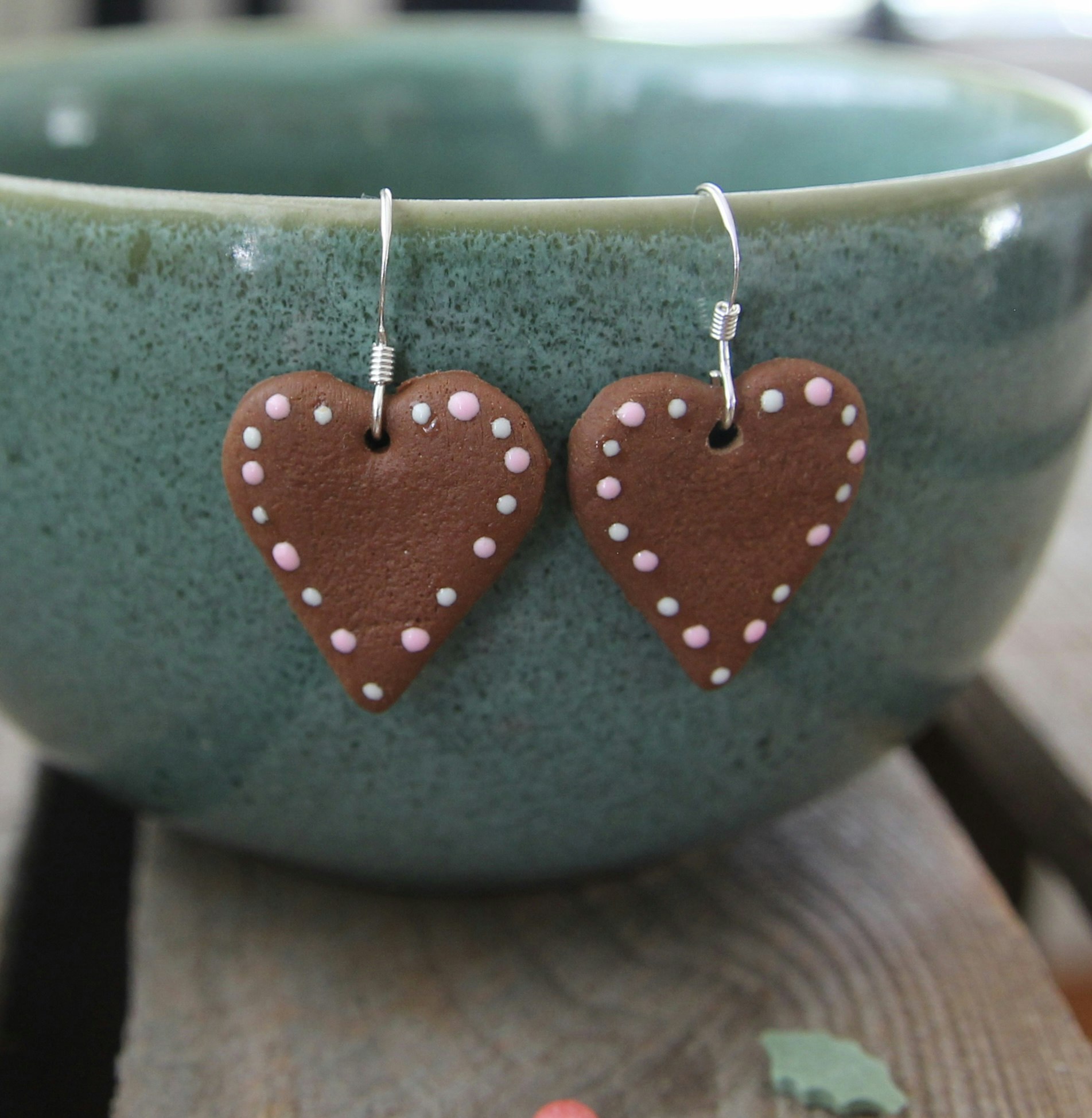Earrings, Gingerbread Heart with Icing & Pink and White Dots, with ribbon