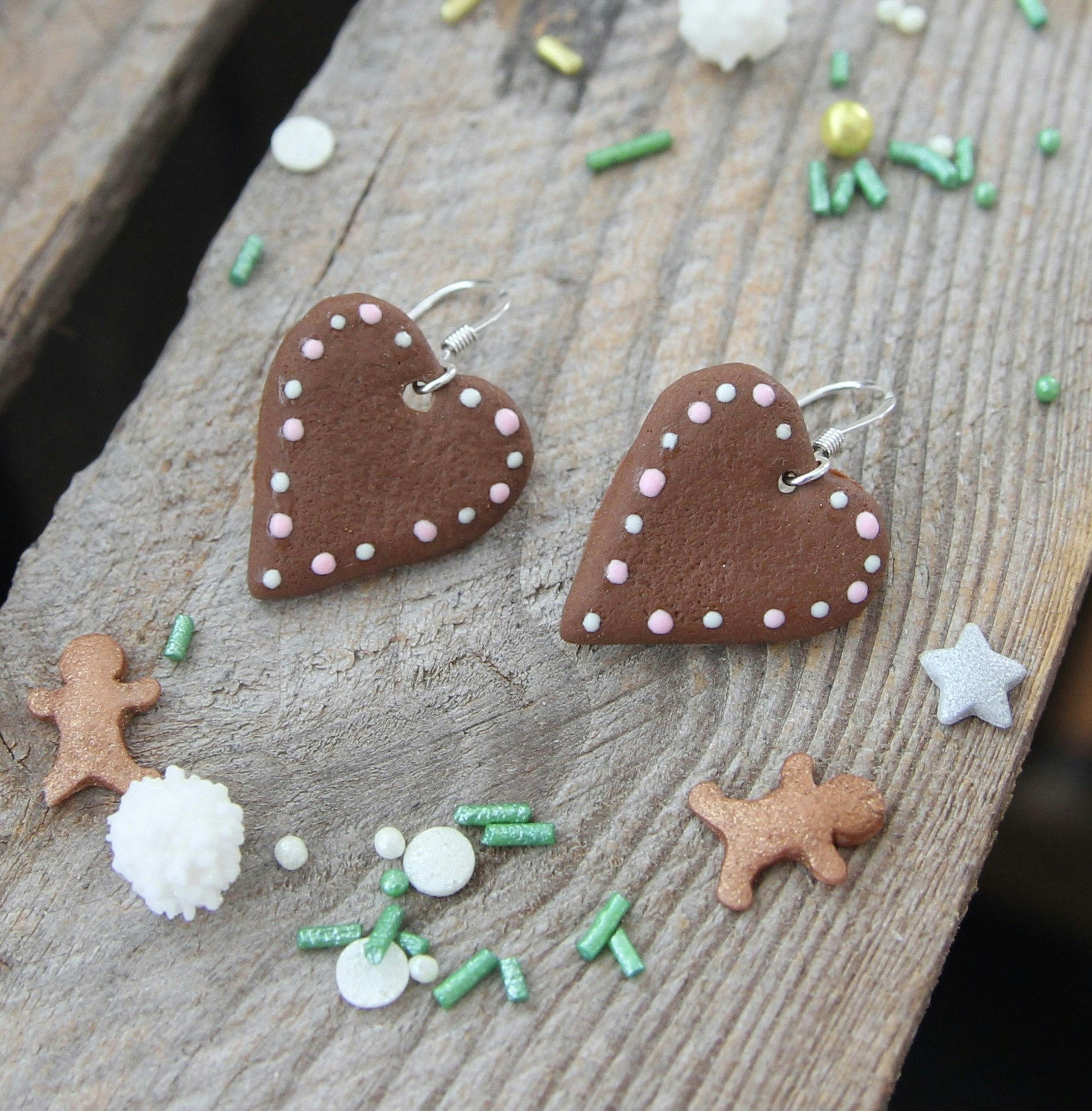Earrings, Gingerbread Heart with Icing & Pink and White Dots, with ribbon