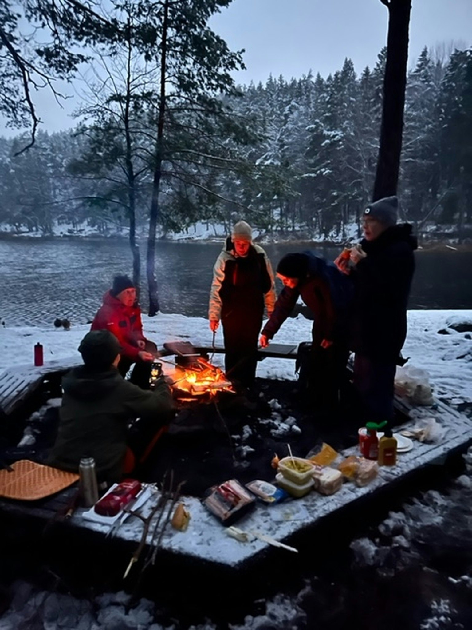 16/12 VinterHike Tyresta Nationalpark utanför gränserna...2 alternativ och lunch ingår!