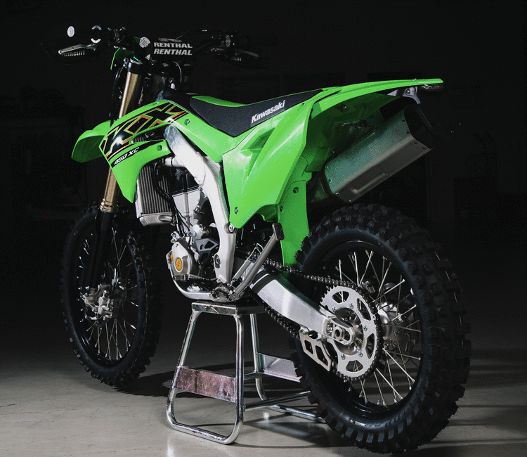 KX 250 X 2022 enduro O-reggad Med framlyse