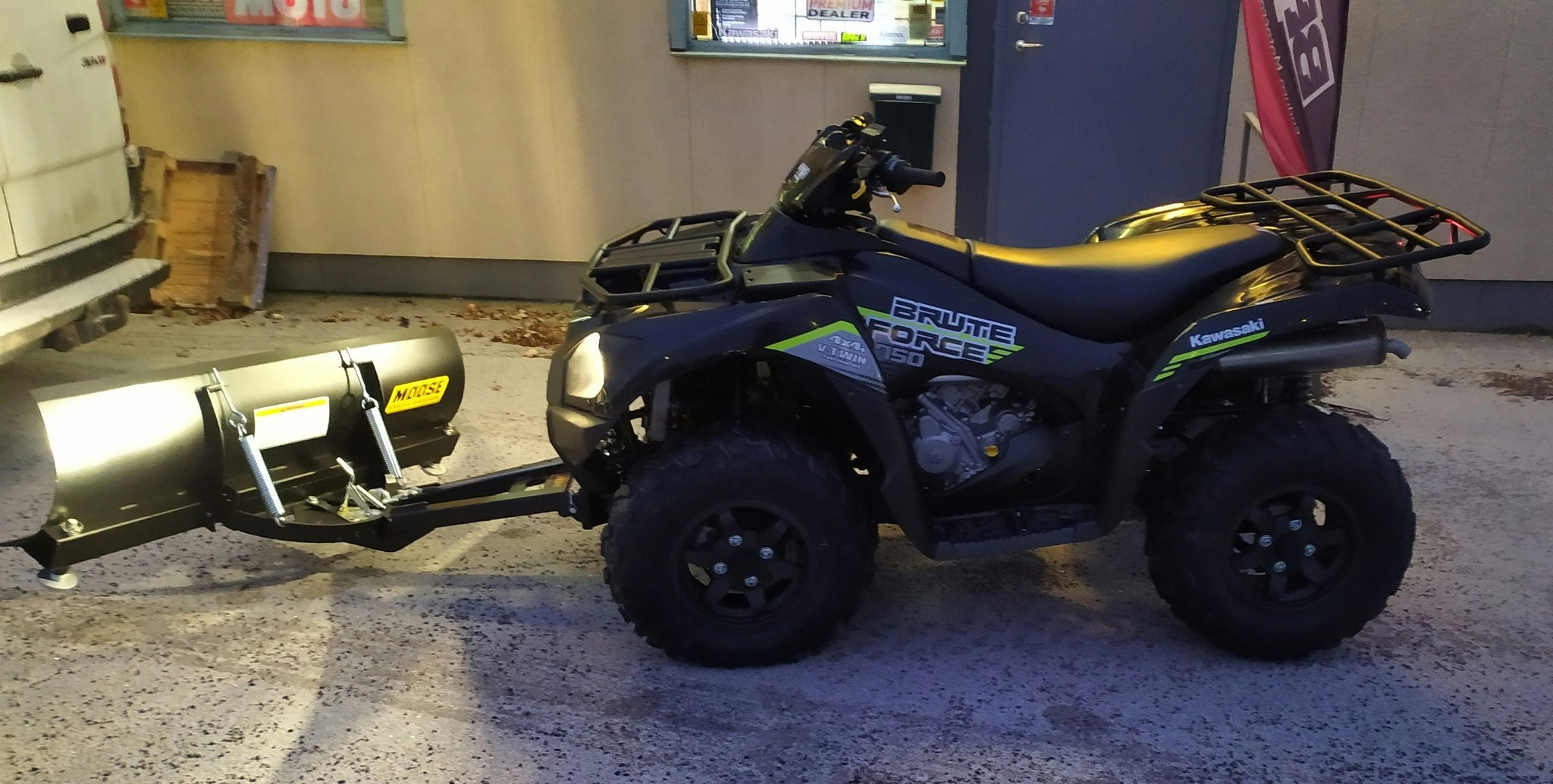 Kawasaki Brute Force 750 EPS  Vinter special med plog & Vinsch