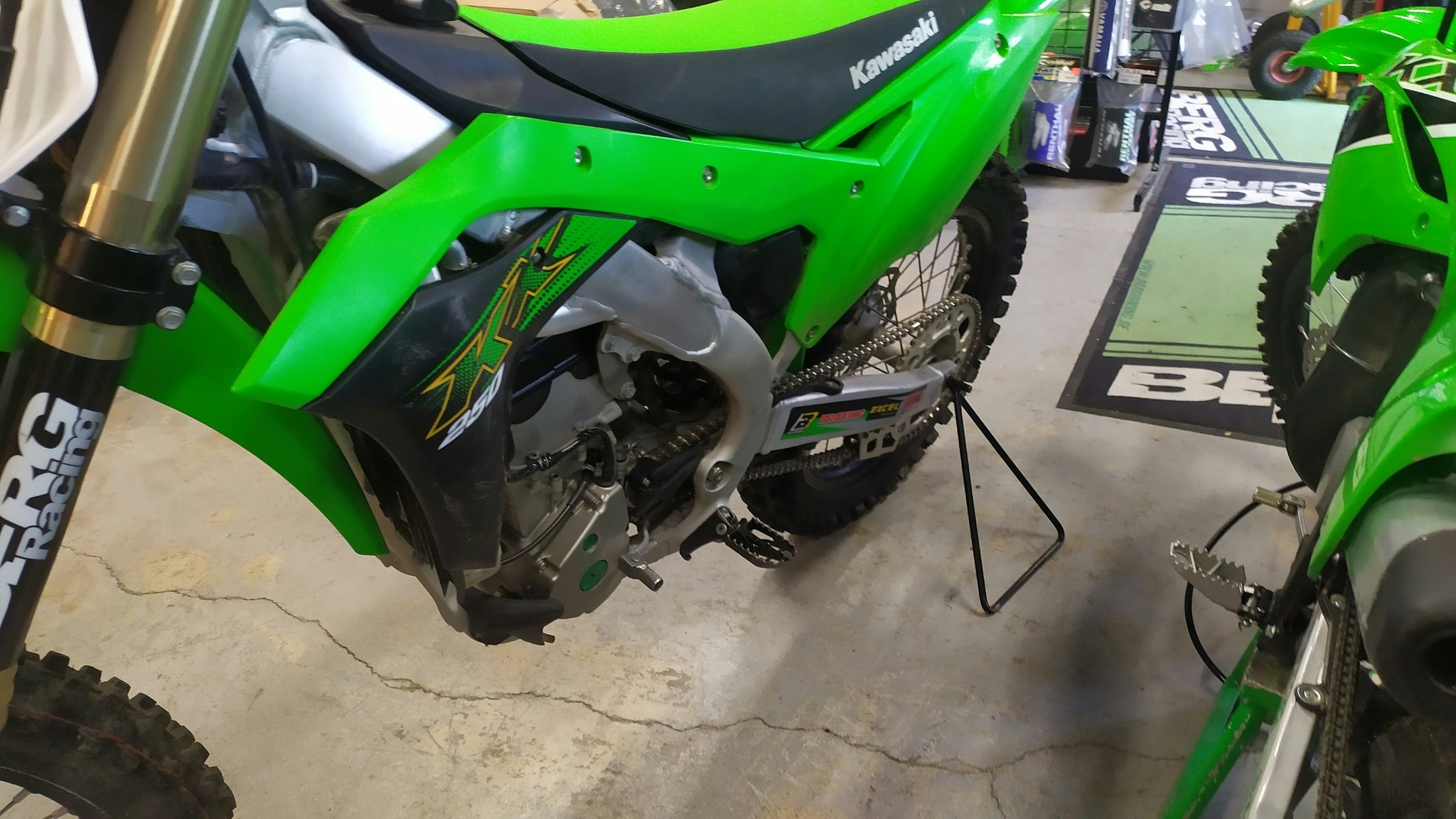 Kawasaki KX 250 2020 19 tim