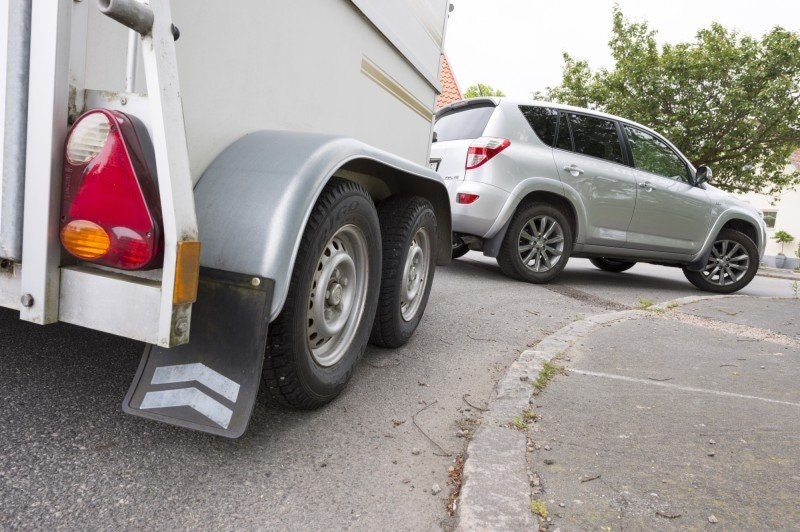 Varför Stänkskydd På Din Toyota RAV4 Är Ett Måste – Speciellt Med Hästtransport