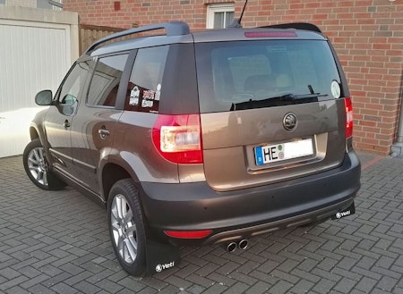 Skoda yeti med stänkskydd på