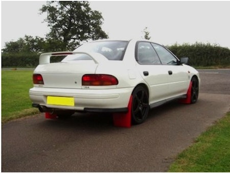 Subaru Impreza Classic Stänklappar  1993 - 2001