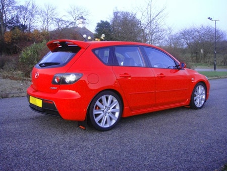 Mazda 3 Stänklappar  2004 - 2009