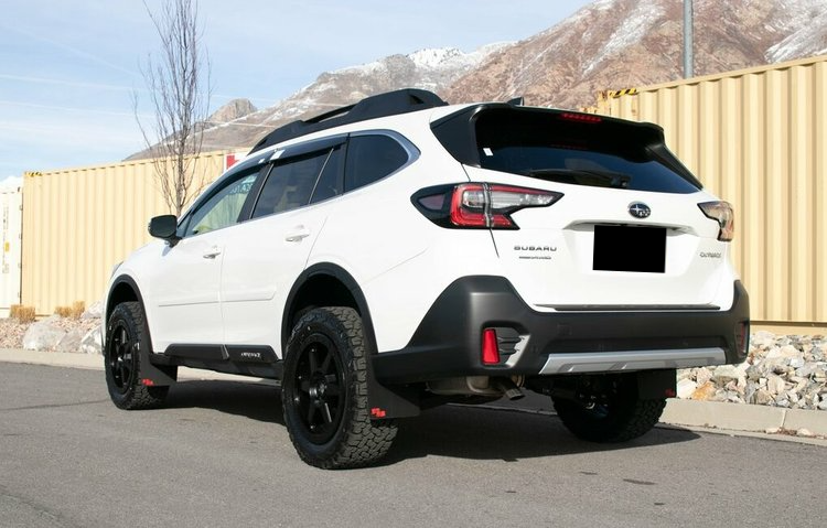 Subaru Outback stänkskydd  2021+