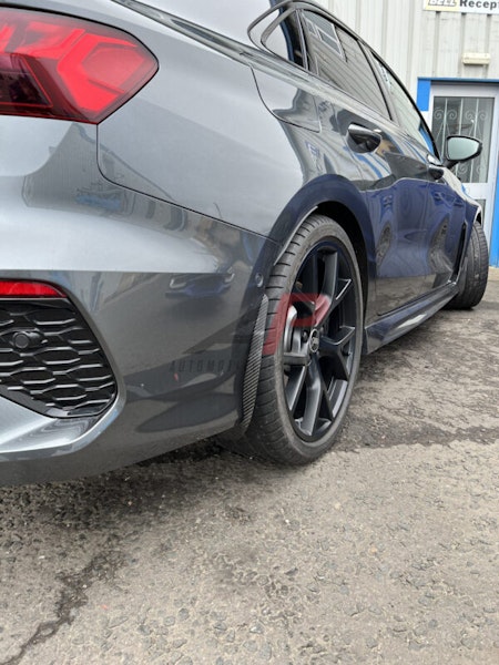 Audi RS3 Stänkskydd