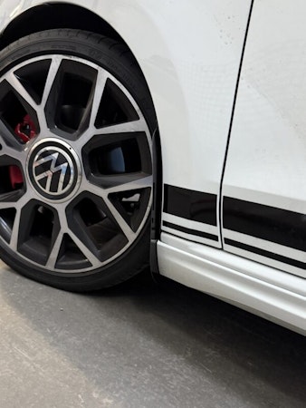 Volkswagen Up Stänkskydd