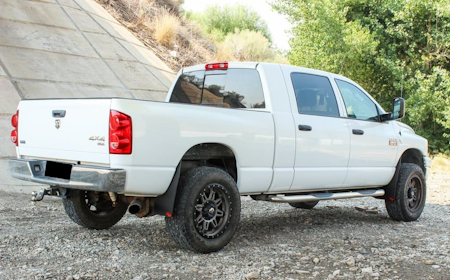 Dodge RAM stänkskydd - Reservdel