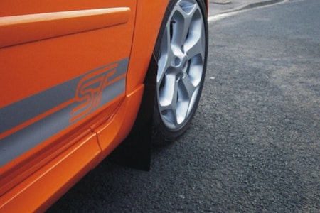 Ford Focus RS Mk2 Stänklappar  2009 - 2011