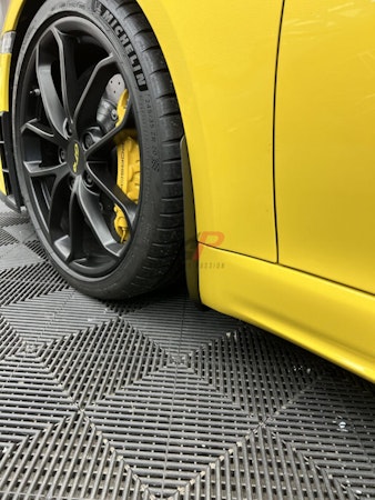 Porsche 911/Macan/Taycan Splash guard